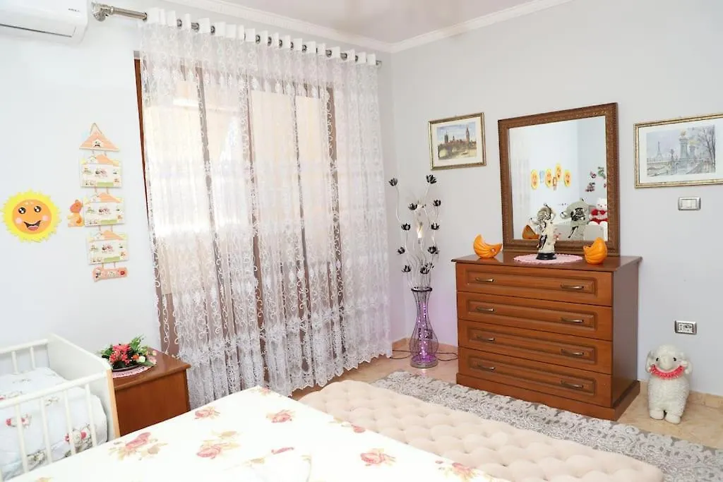 Antuan Apartment Berat Albania