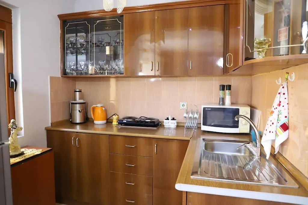 Antuan Apartment Berat
