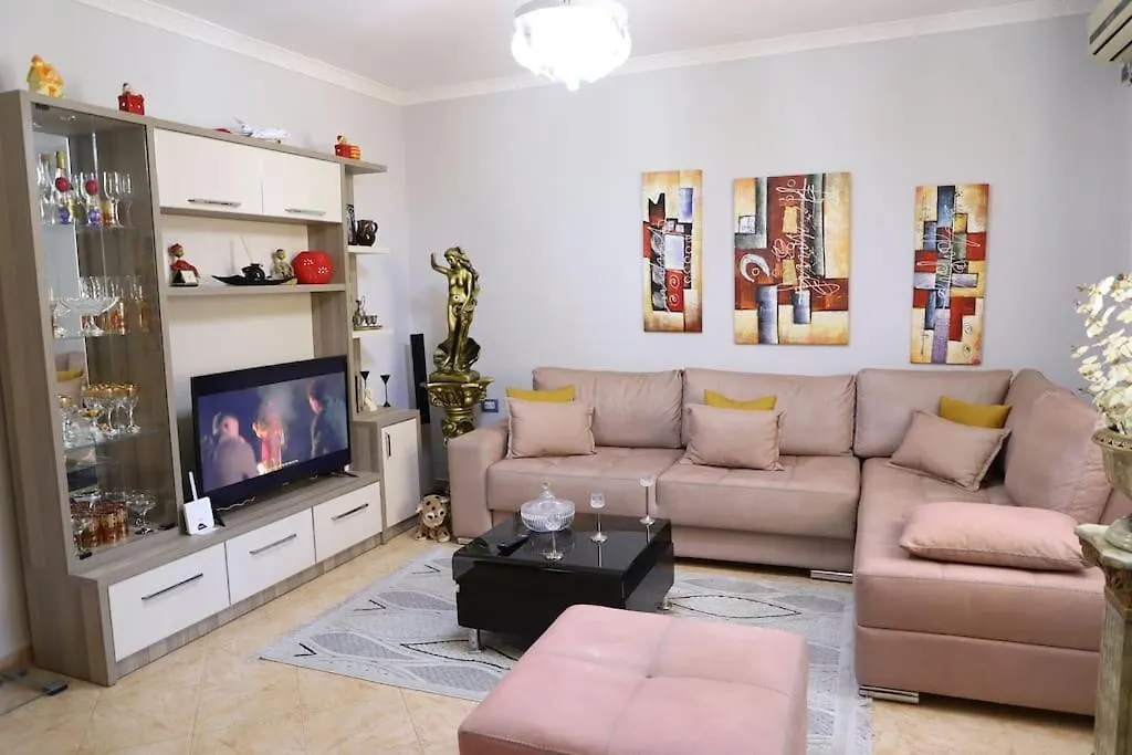 Antuan Apartment Berat 0*,